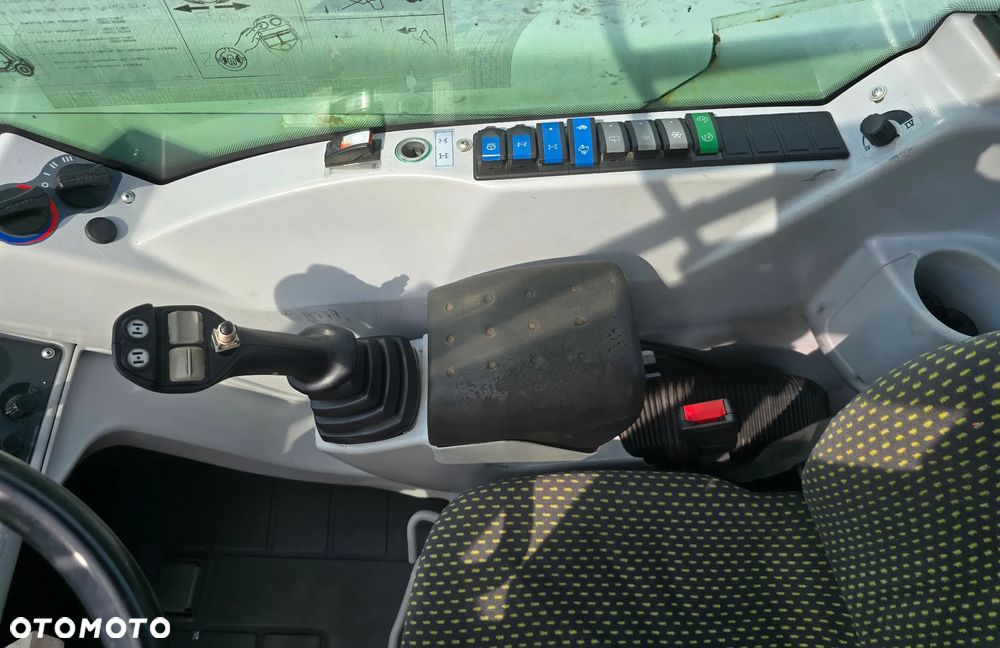 Claas Scorpion 7045 plus Varipower - 15
