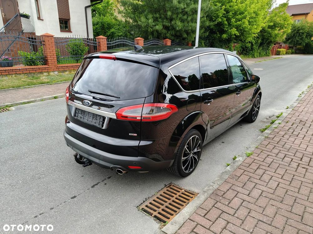 Ford S-Max - 8