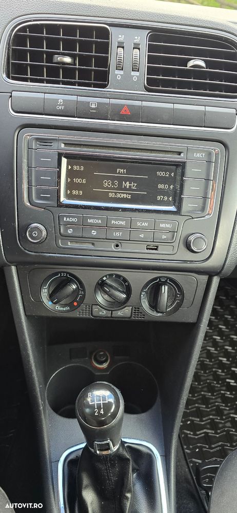 Volkswagen Polo - 8