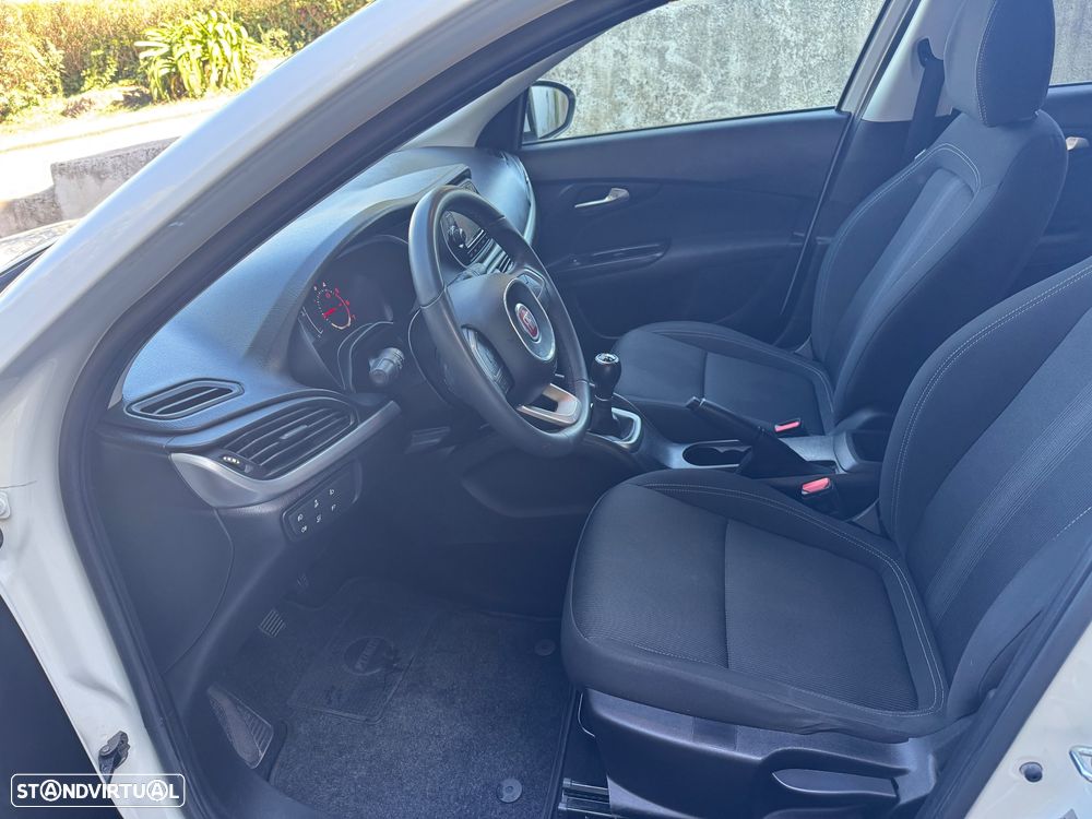 Fiat Tipo Station Wagon 1.3 M-Jet Easy - 18