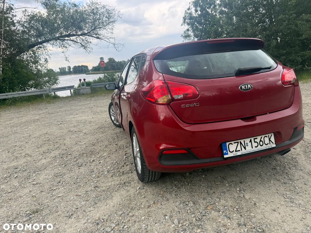 Kia Ceed 1.6 GDI L - 9