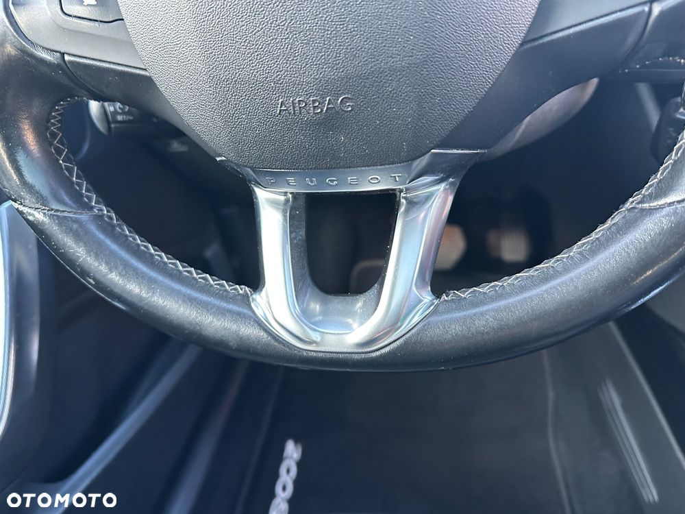Peugeot 2008 - 29