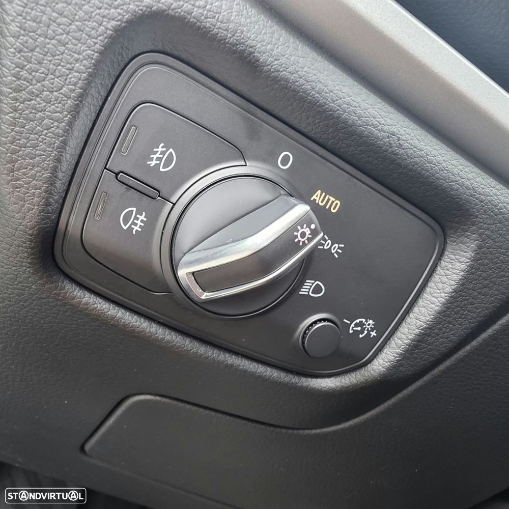 Audi A3 Sportback 1.6 TDI S-line - 19