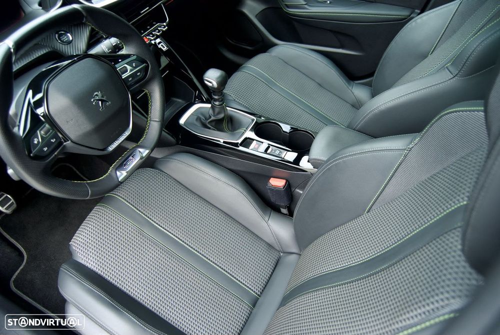 Peugeot 208 1.5 BlueHDi GT Line - 16