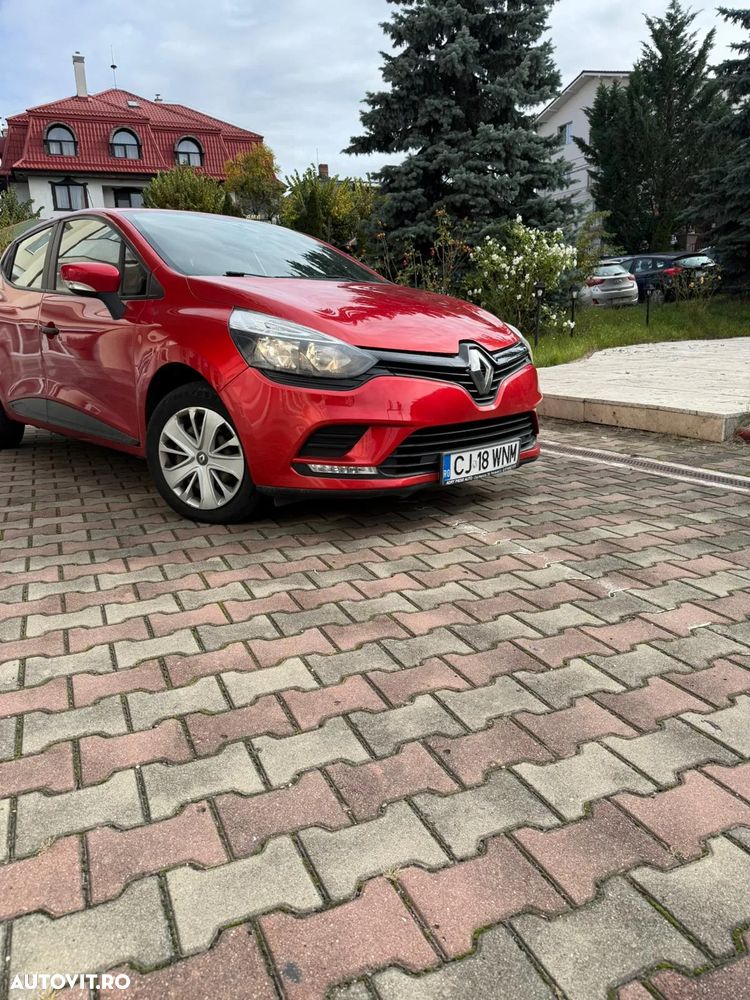 Renault Clio - 1