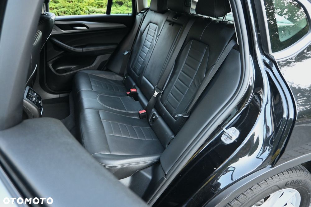 BMW X4 xDrive20d - 29