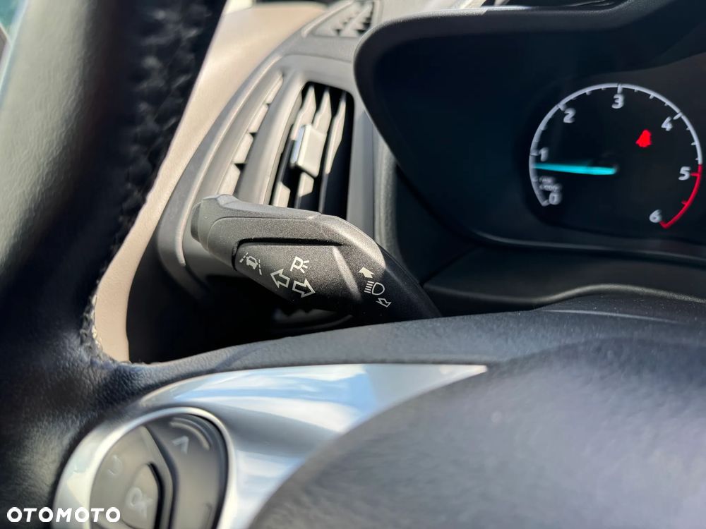 Ford Tourneo Connect Grand - 35