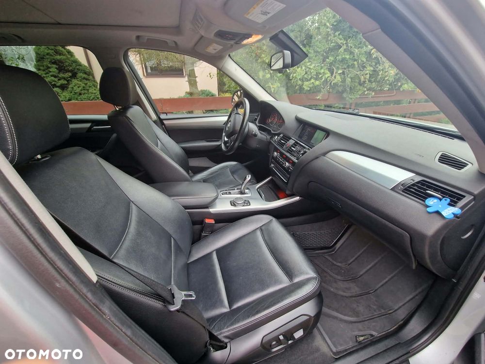 BMW X3 28i xDrive - 8