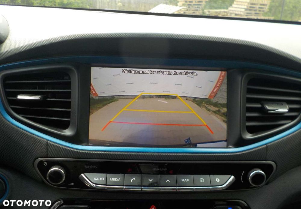 Hyundai IONIQ - 25