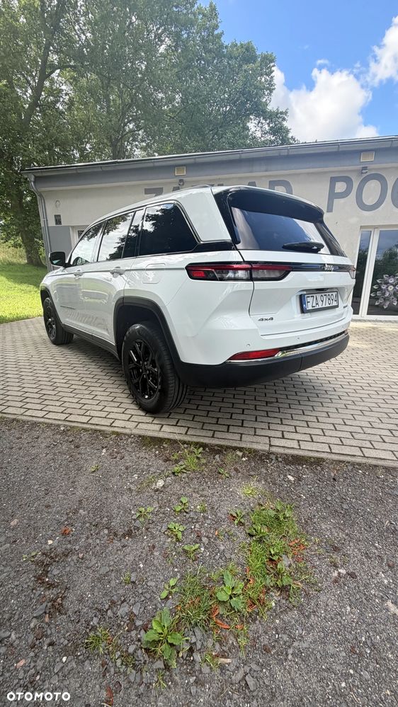 Jeep Grand Cherokee - 4