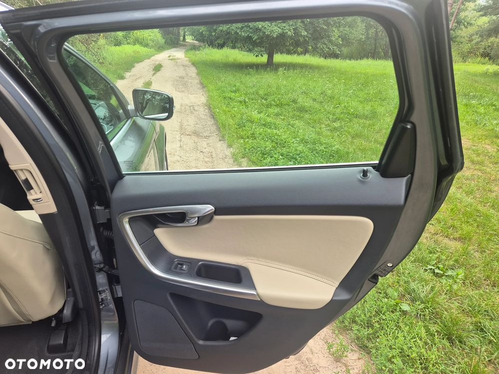 Volvo XC 60 D4 Drive-E Summum - 23