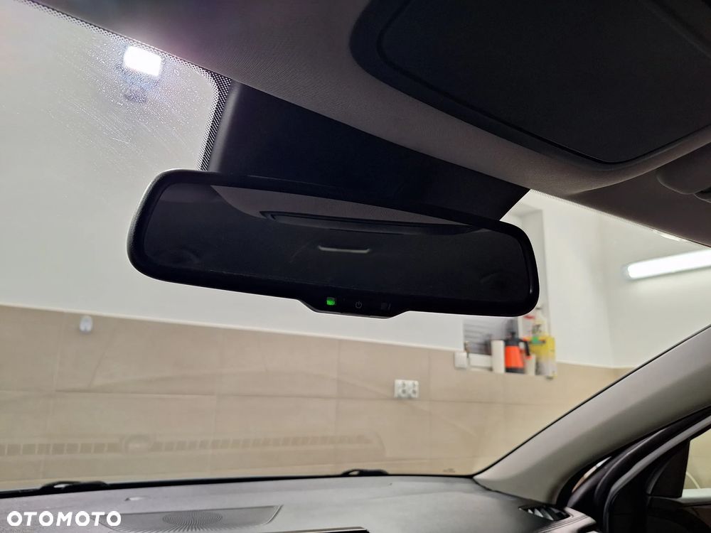 Kia Ceed 1.4 CVVT ISG Dream Team Edition - 32