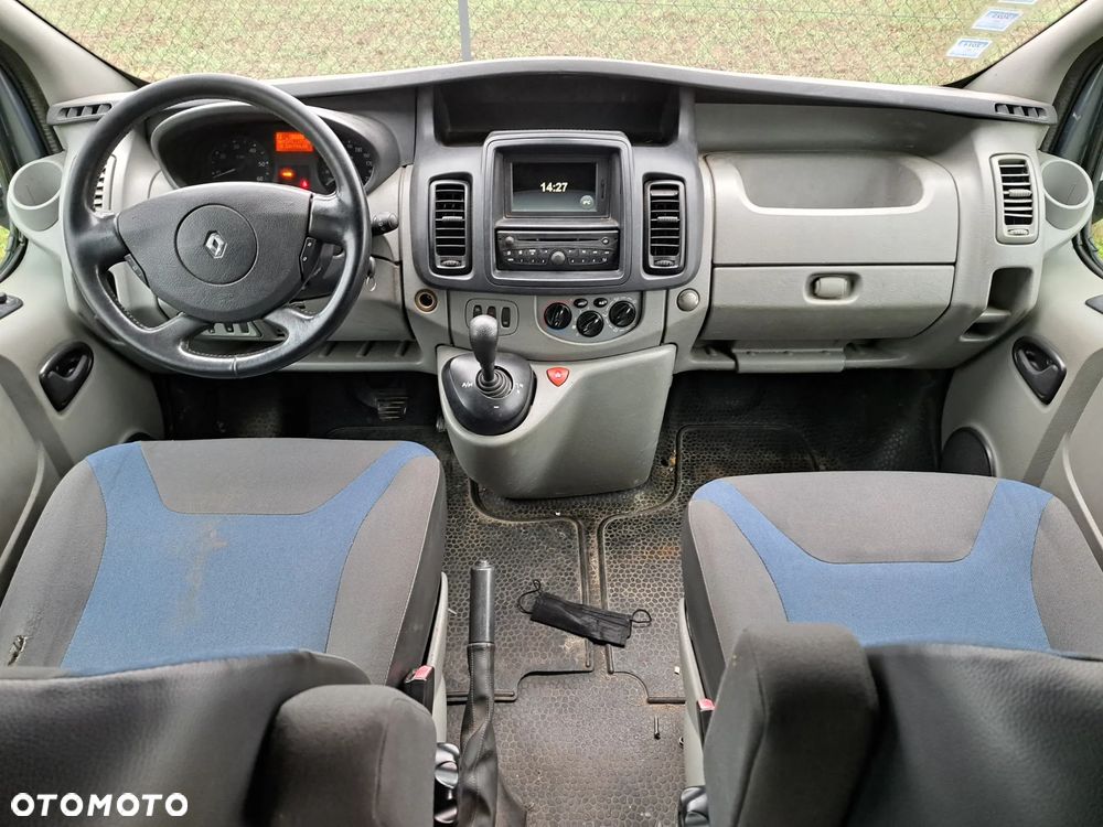 Renault TRAFIC - 15