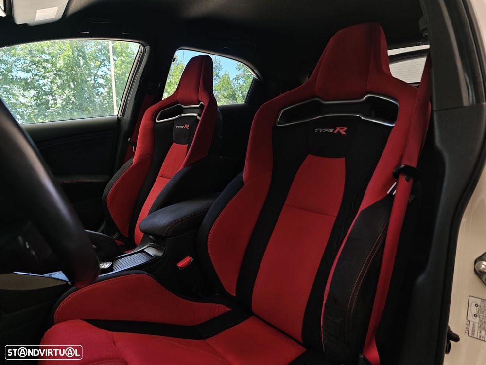 Honda Civic 2.0 VTEC Turbo Type R GT - 42