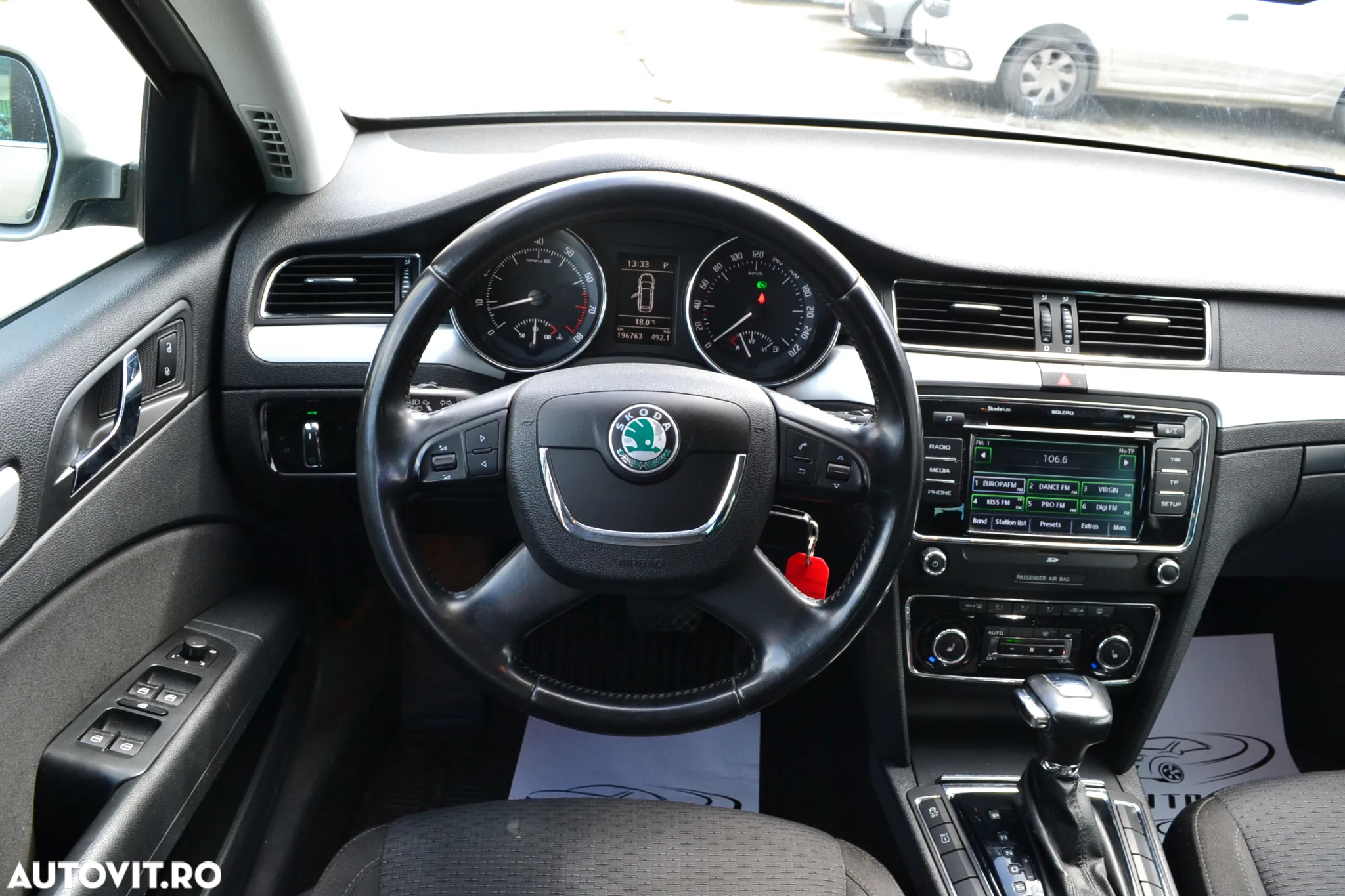 Skoda Superb 1.8 TSI Ambition DSG - 12