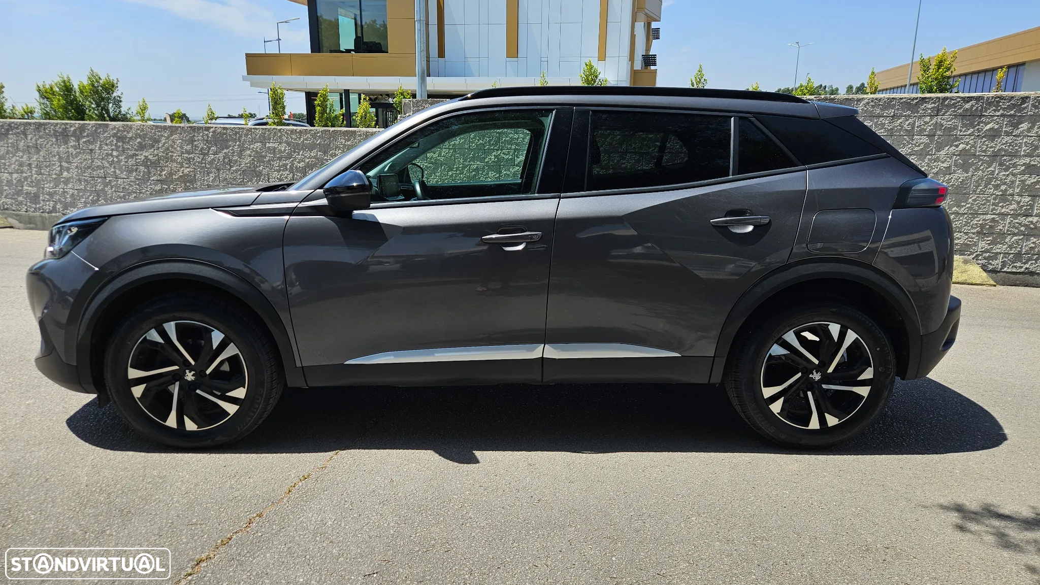 Peugeot 2008 1.2 PureTech Allure EAT8 - 6