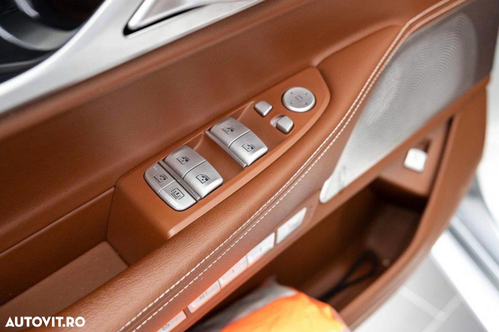 BMW M7 M760Li xDrive V12 Excellence - 28