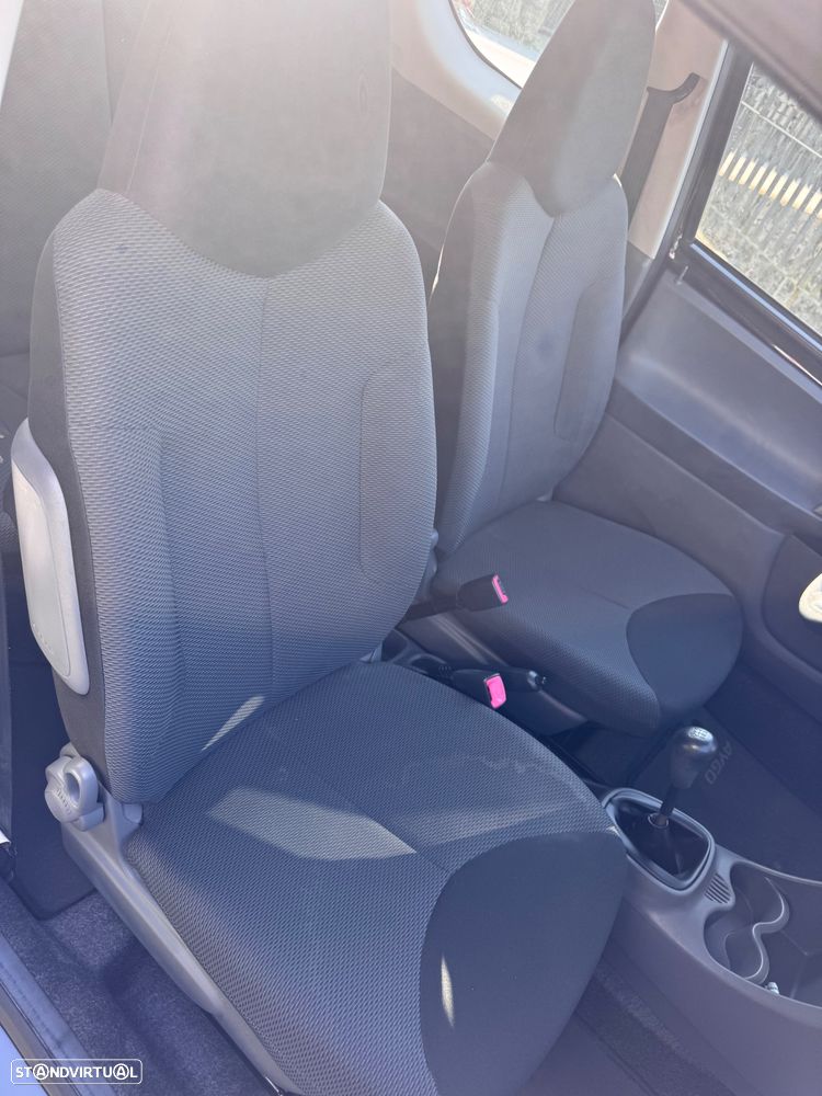 Toyota Aygo Edition - 15