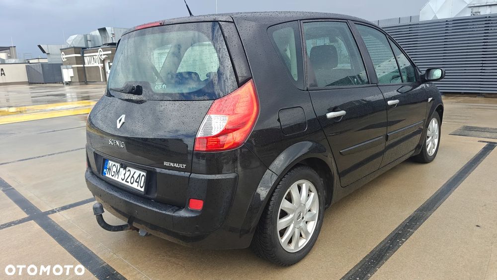 Renault Scenic 2.0 16V Privilege - 9