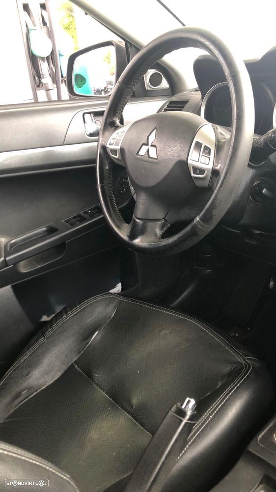 Mitsubishi Lancer 2.0 DI-D Intense + Pk Sport - 4