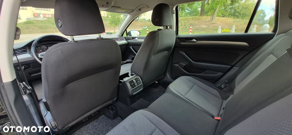 Volkswagen Passat 1.5 TSI EVO Elegance DSG - 13