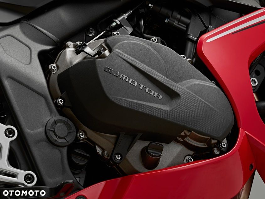 QJMOTOR SRK 800RR - 8