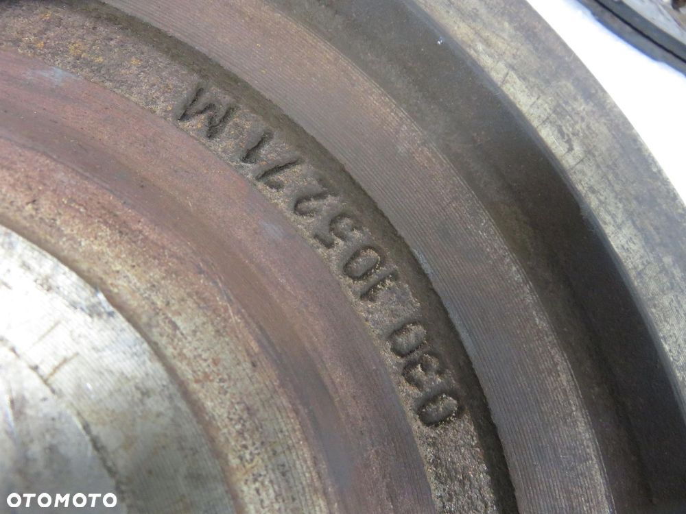 KOŁO ZAMACHOWE VW CADDY III - 2