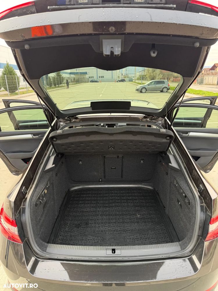 Skoda Superb 2.0 TDI Ambition - 2