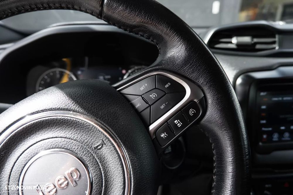 Jeep Renegade 1.6 MJD Limited DCT - 28
