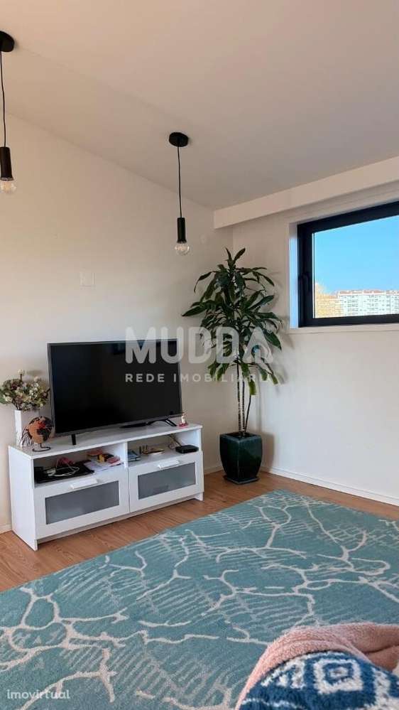 Excelente T2 Duplex com Terraço – Último Piso - Grande imagem: 4/17