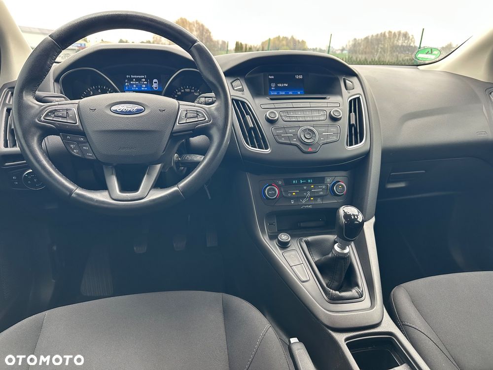 Ford Focus 1.0 EcoBoost Gold X (Trend) - 12
