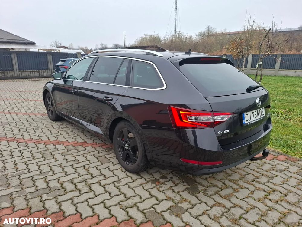 Skoda Superb 1.6 TDI Style - 11