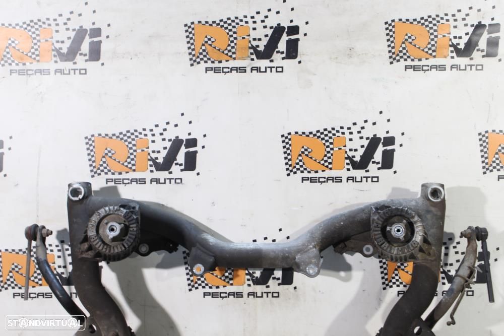 Charriot Mercedes-Benz C-Class (W204)  Charriot Mercedes W204 Cdi - 3