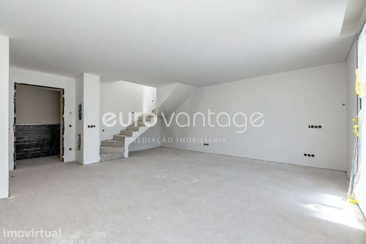 T1+2 no Último Piso com Terraço em Parceiros, Leiria - Grande imagem: 3/28