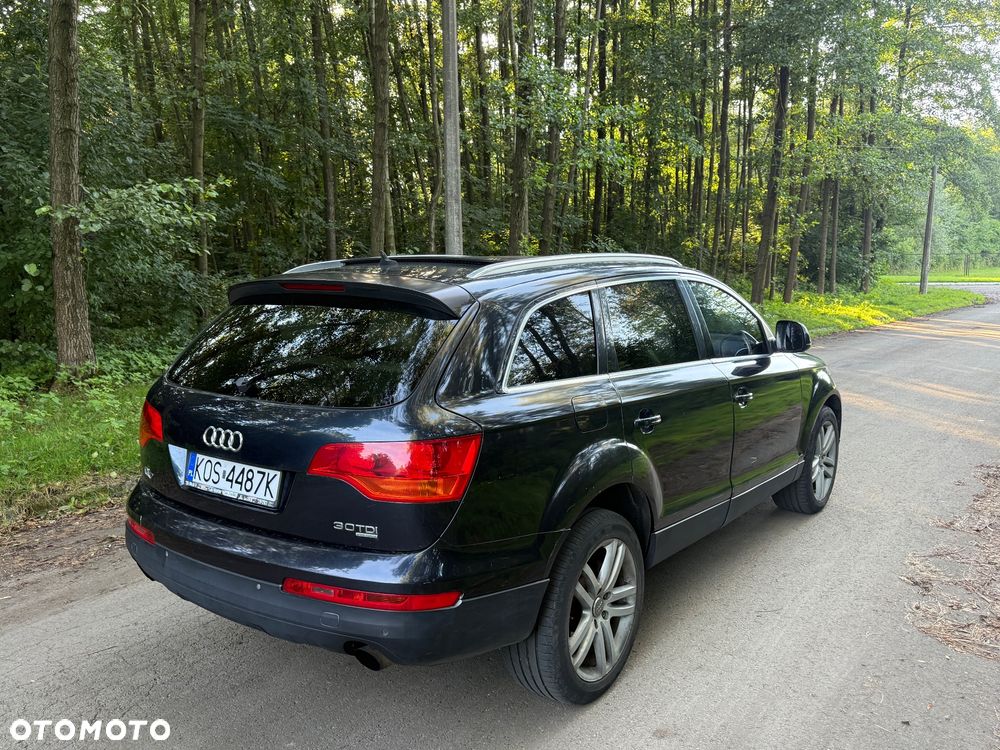 Audi Q7 - 2