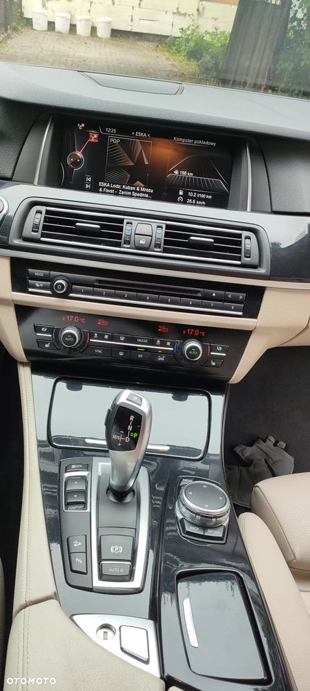 BMW Seria 5 520d xDrive Luxury Line - 14