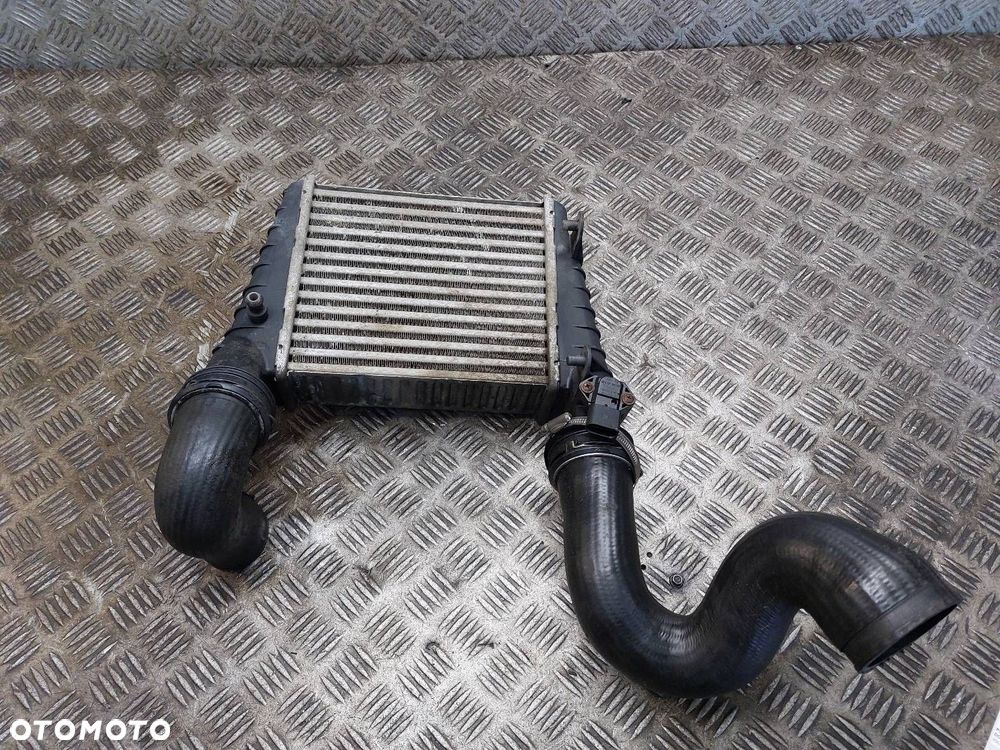 CHŁODNICA POWIETRZA INTERCOOLER + RURY PASSAT B5 1.8 T 8D0145805D - 2