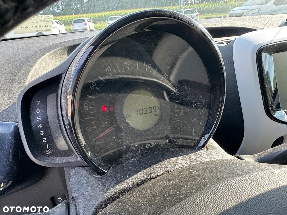 Peugeot 108 PureTech 82 Top Roland Garros - 12