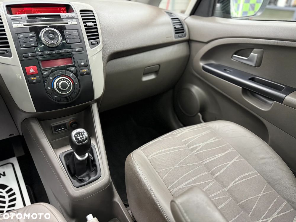 Kia Venga 1.6 CVVT Platinum Edition - 24