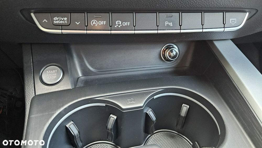 Audi A4 Avant 2.0 TDI DPF clean diesel quattro S tronic Ambiente - 33