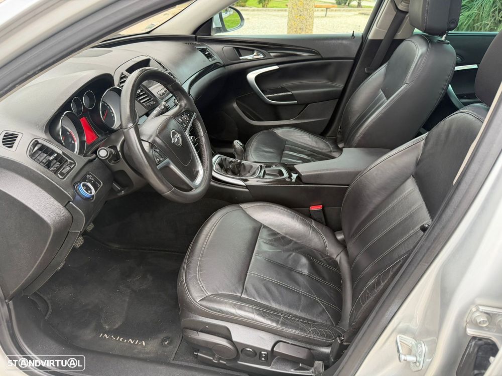 Opel Insignia Sports Tourer 2.0 CDTi Cosmo - 23