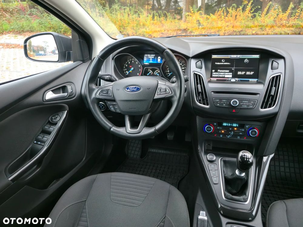 Ford Focus - 14