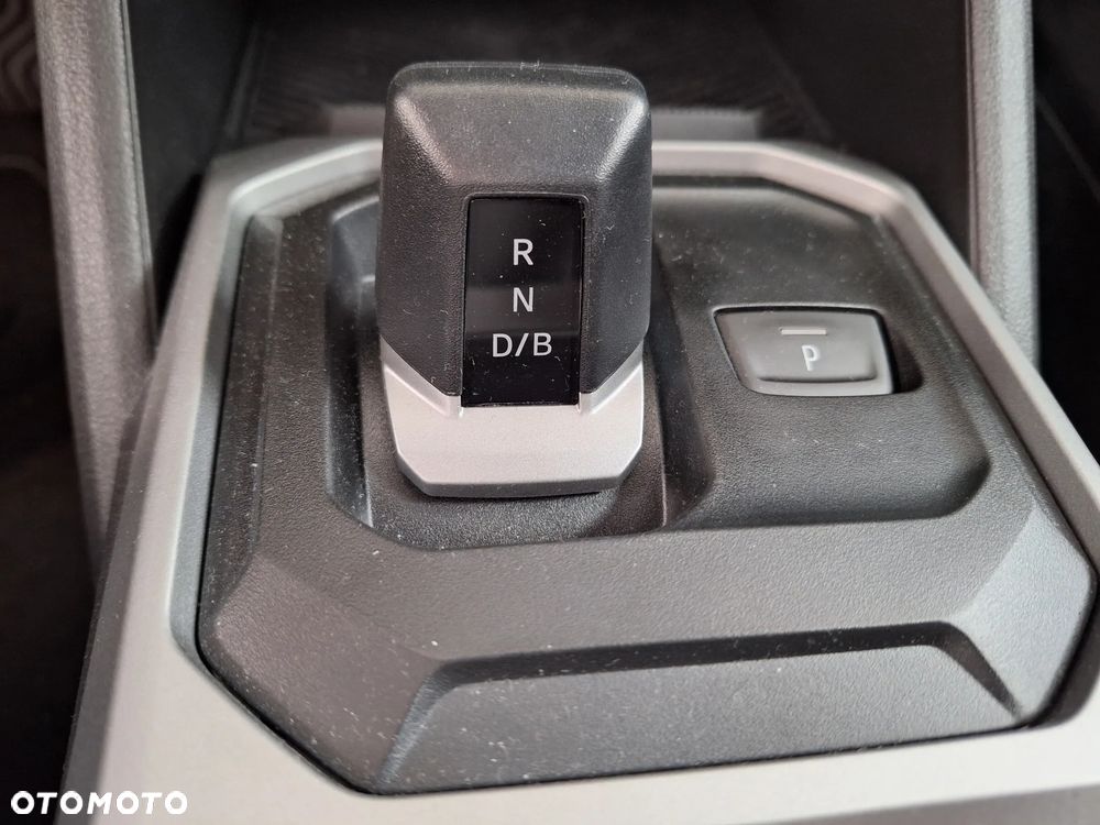 Dacia Duster 1.8 Full Hybrid 155 Journey MMT - 11