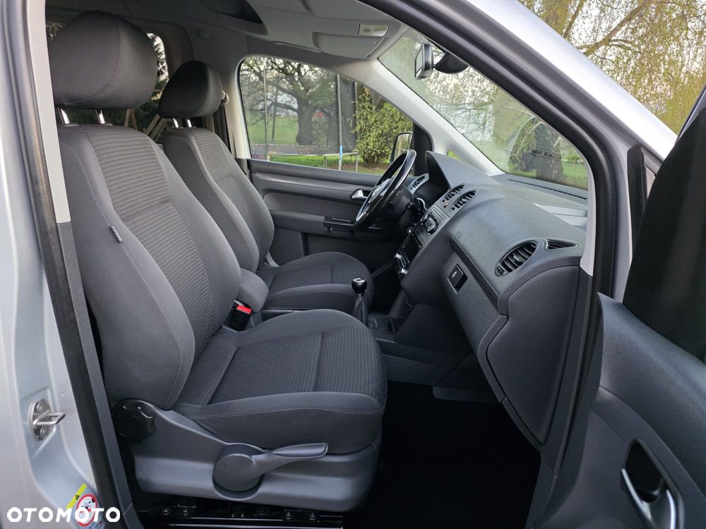 Volkswagen Caddy Maxi Comfortline 4Motion - 17