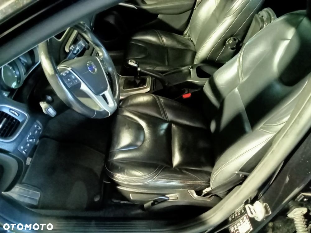 Volvo V40 D2 Summum - 7