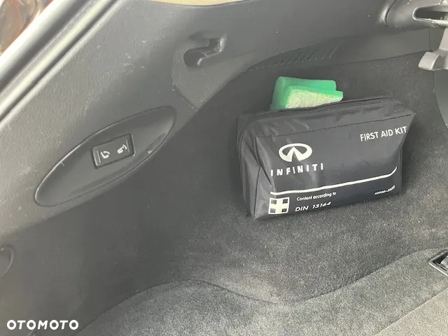 Infiniti QX50 - 24