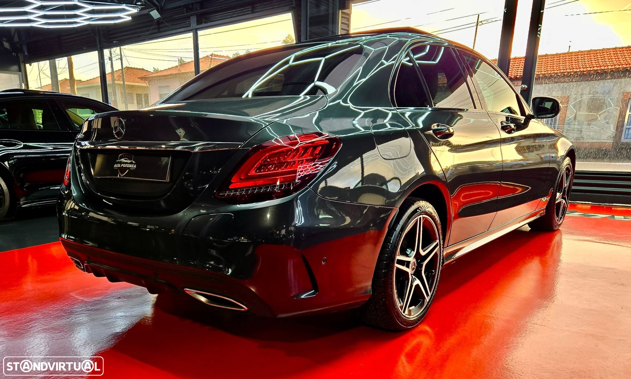 Mercedes-Benz C 300 - 6