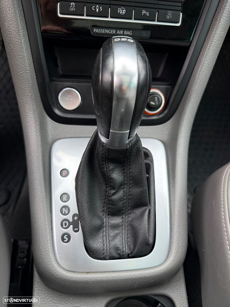 VW Sharan 2.0 TDI Highline DSG - 46