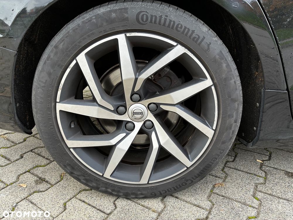 Volvo V60 T4 Momentum Pro - 28