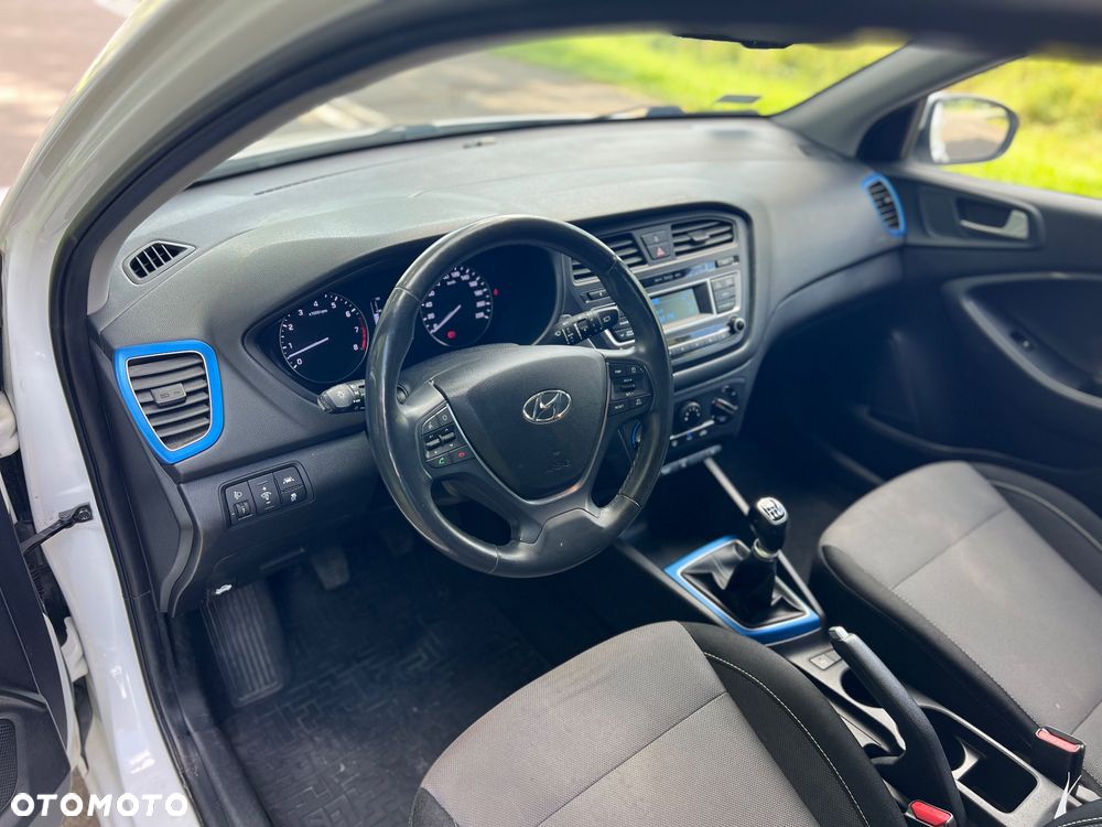 Hyundai i20 1.25 Classic + - 21